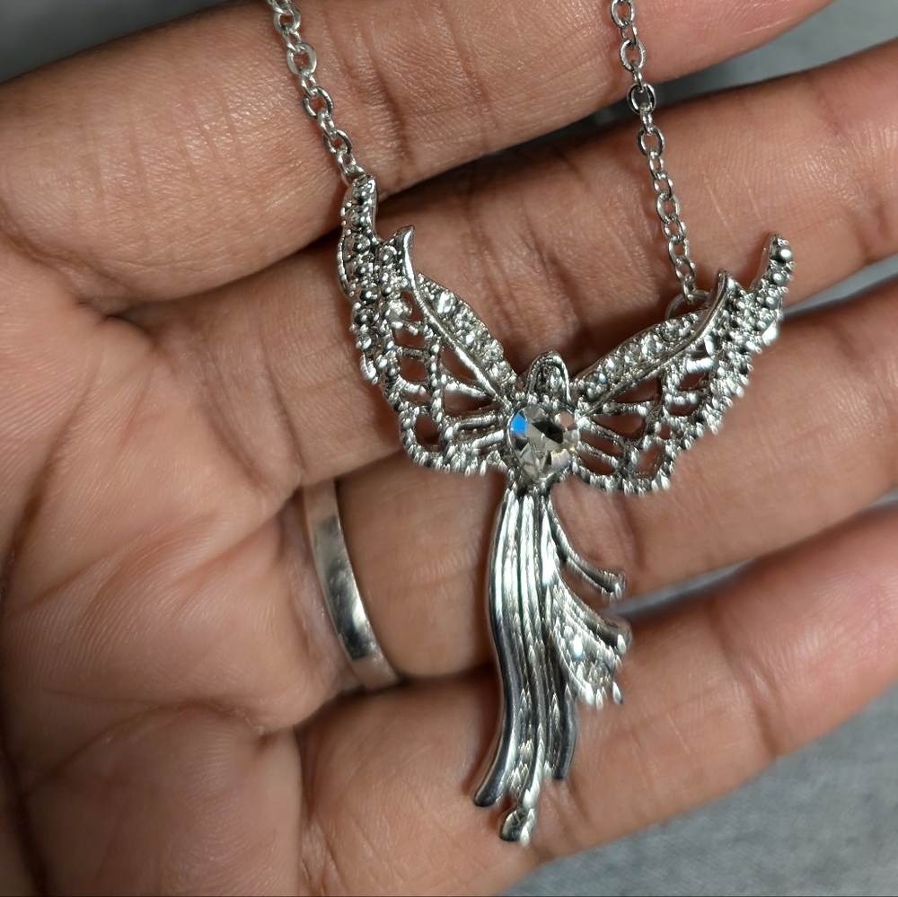 Angel necklace